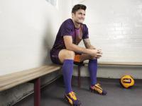 开云体育在线-萨卡爆发终结悬念，国际米兰的胜利与玻利维亚足球的启示