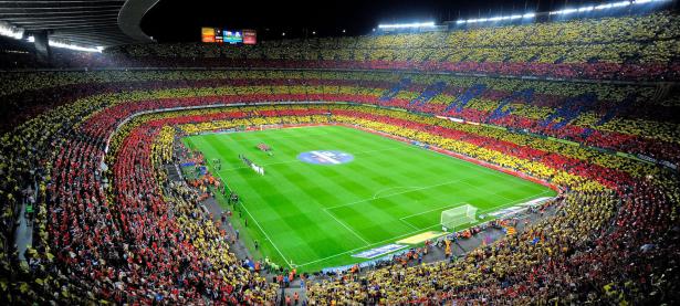 开云体育中国-赛道上的毫秒之争，佩雷兹关键制胜，梅赛德斯惊险击败红牛二队