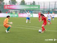 开云体育APP下载-女子足球训练营：锻炼技术和团队合作的简单介绍