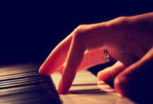 开云下载-北境鏖战，厄德高关键时刻的绝响，挪威新王在苏格兰的加冕礼