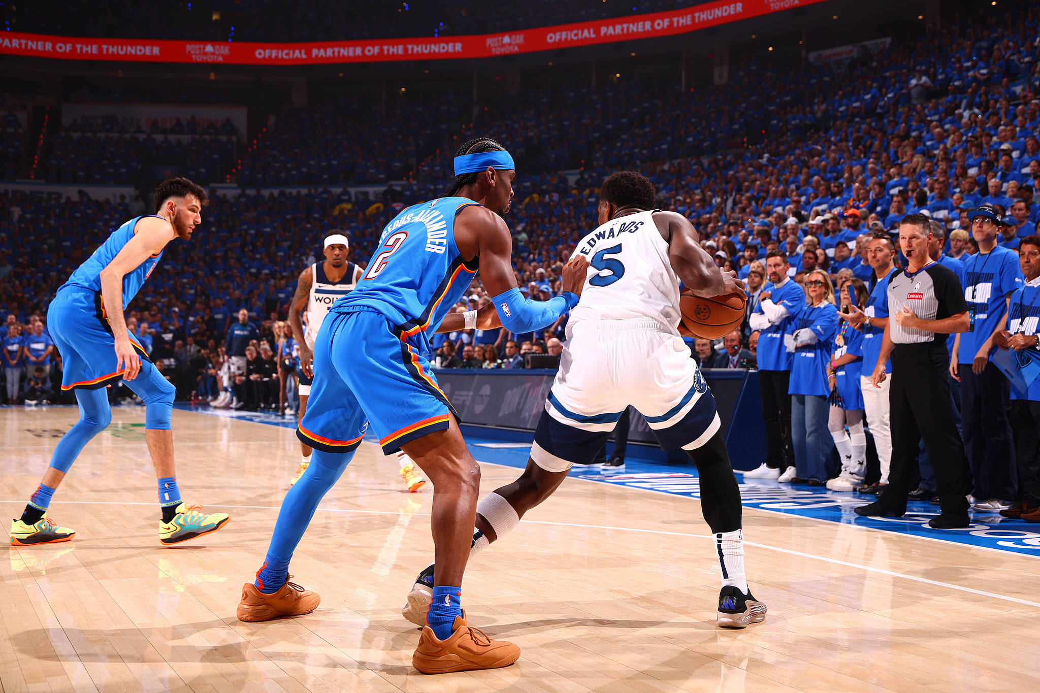 森林狼击败榜首队,取得惊喜胜利 森林狼击败榜首队,取得惊喜胜利