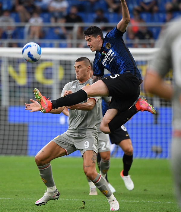 热那亚新援发威，助球队取得重要胜利的简单介绍