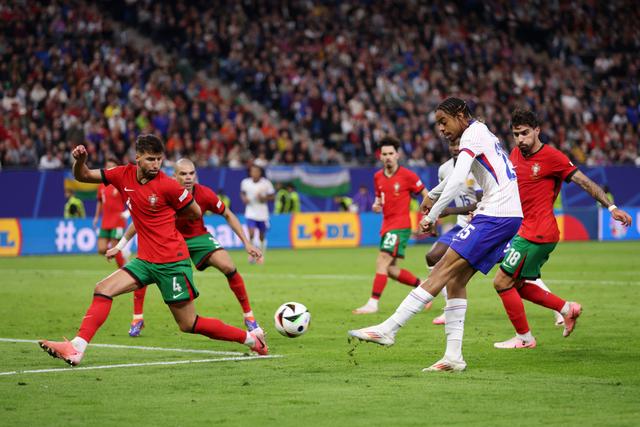 丹麦队在国际比赛中夺得胜利 丹麦队在国际比赛中夺得胜利