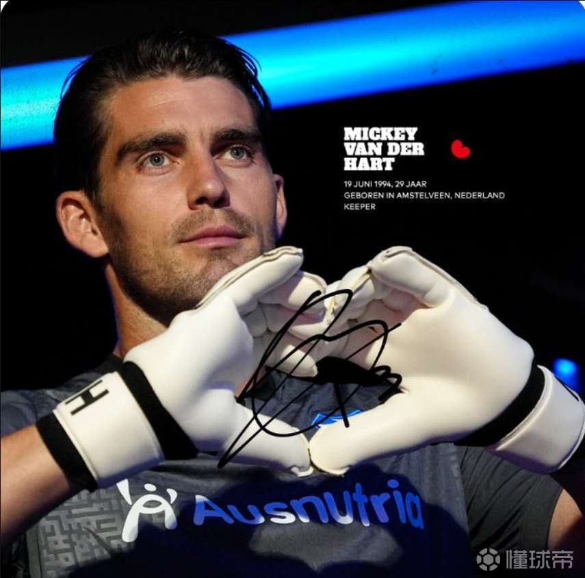 关于阿贾克斯宣布招募新后卫,延续传统青训政策的信息 关于阿贾克斯宣布招募新后卫,延续传统青训政策的信息