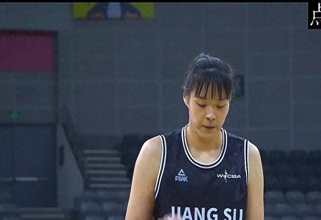 江苏队惨败给对手,遭遇失利 江苏队惨败给对手,遭遇失利