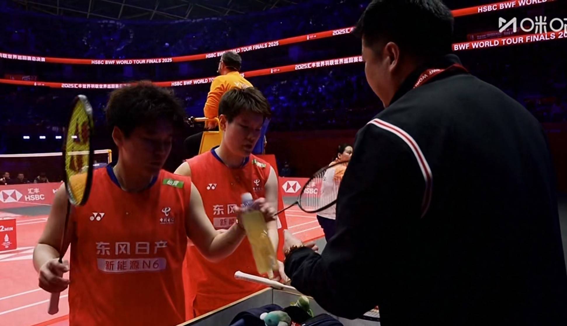 中国羽毛球队逆转韩国羽毛球队,李宗伟三分雨点燃全场的简单介绍 中国羽毛球队逆转韩国羽毛球队,李宗伟三分雨点燃全场的简单介绍