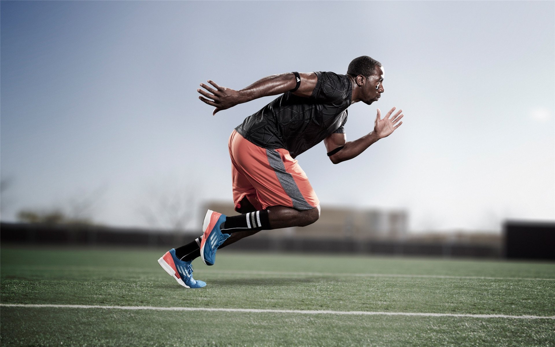 金玟哉数据全面爆炸！韩国巅峰对决加纳，防线铁闸如何定义亚洲后卫新高度？