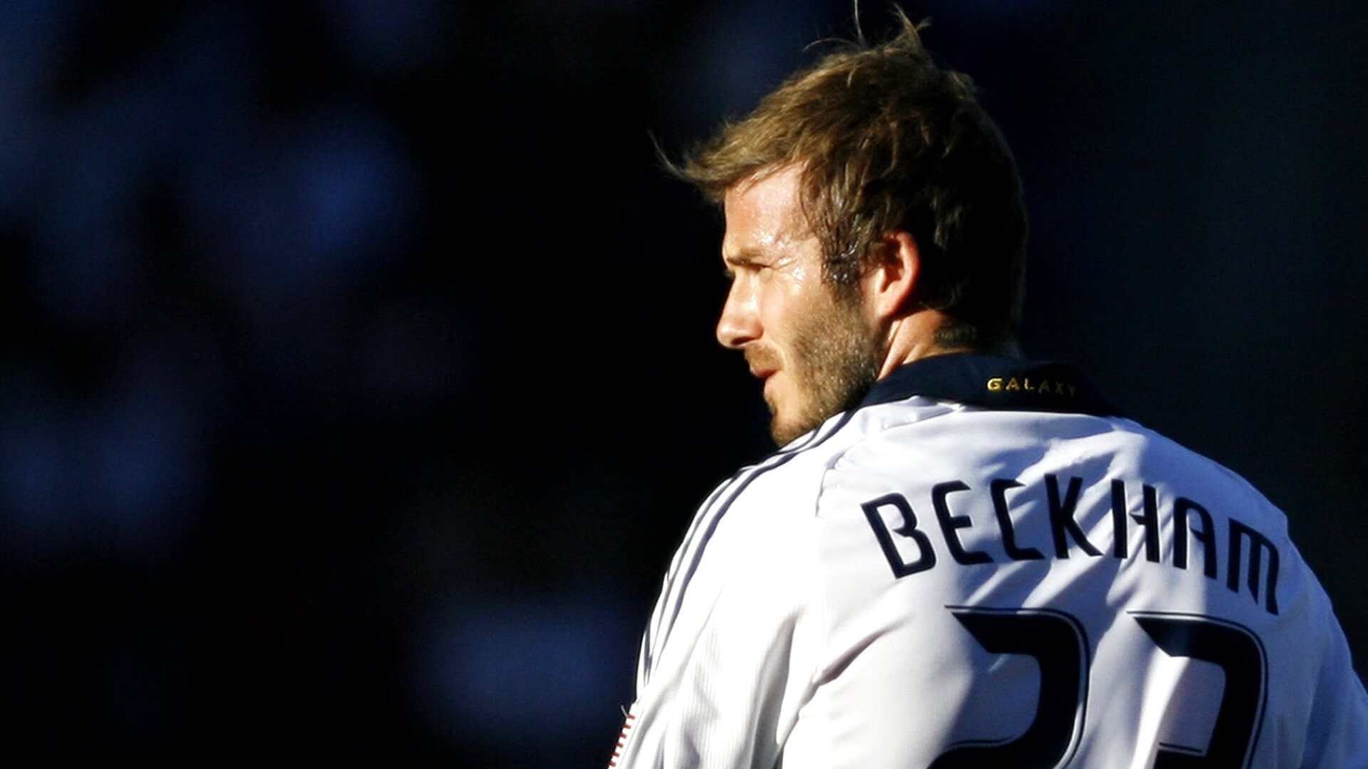 范戴克一锤定音，里昂速胜澳大利亚背后的战术密码