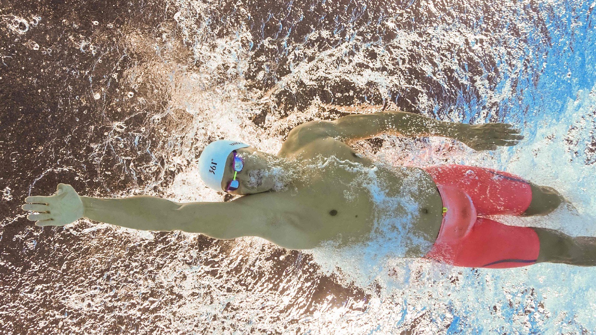 黄鸭组合火力全开助法国队完胜韩国，羽坛新格局初现？